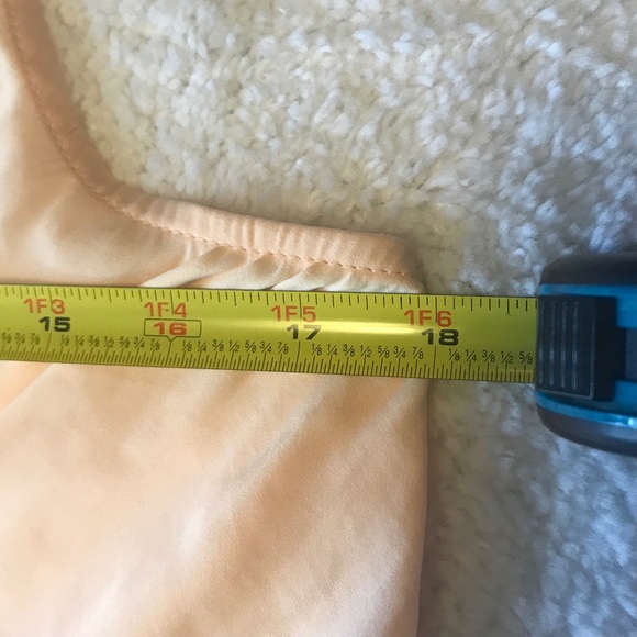 Intimately FREE PEOPLE Medium In A Cinch Cami Top Sleeveless Light Cream Peach. - Picture 12 of 15